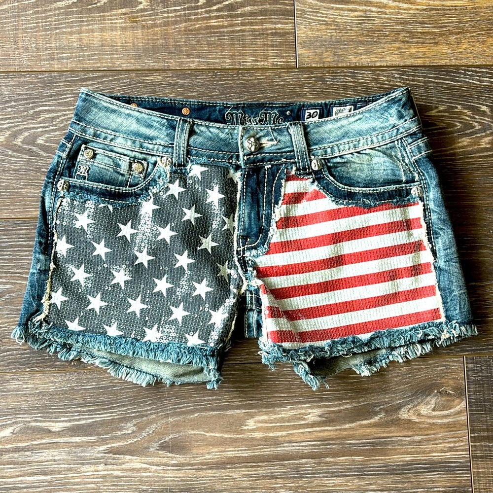Miss Me American flag jean shorts. Size 30